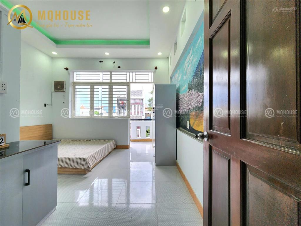 Cho thuê phòng studio ban công full nội thất ở trung tâm tân phú