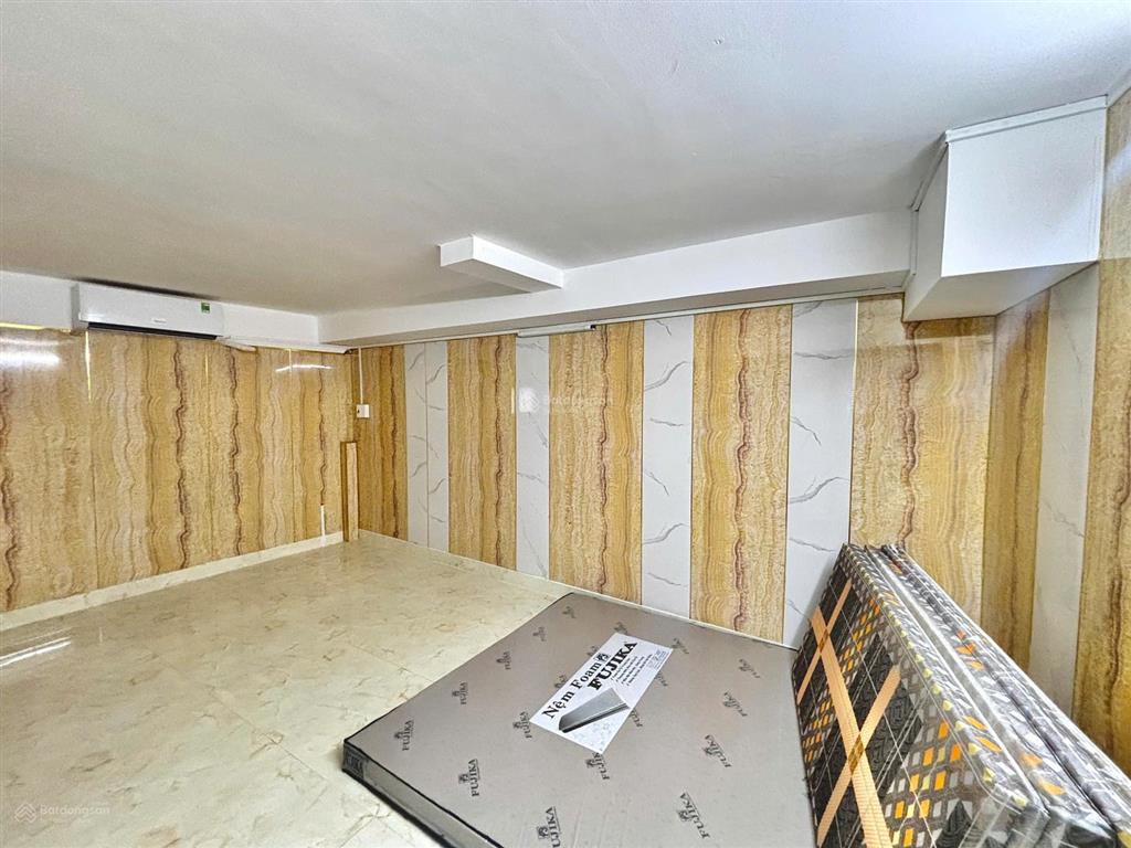 Cho thuê phòng trọ 1 phòng ngủ rộng hơn 50m² ngay trục đường trường chinh