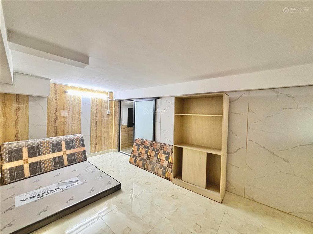 Cho thuê phòng trọ 1 phòng ngủ rộng hơn 50m² ngay trục đường trường chinh