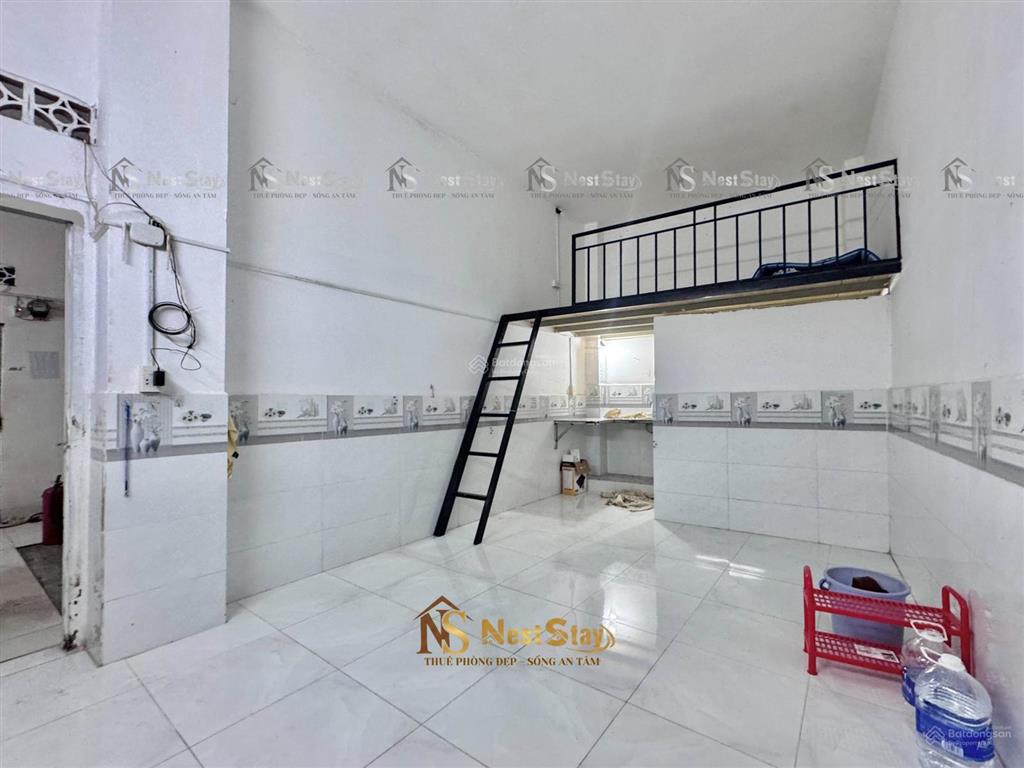 Cho thuê phòng trọ sinh viên cách đại học văn hiến 700m, phòng rộng hơn 30m²