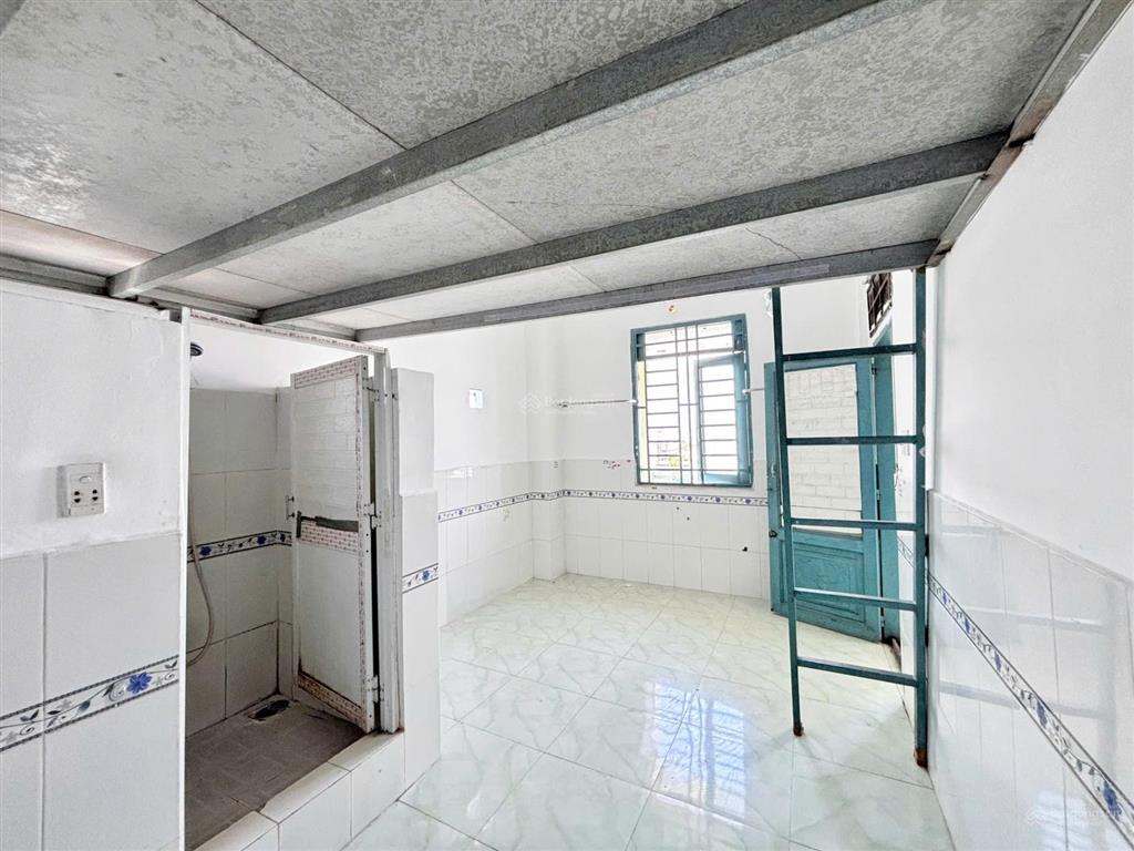 Cho thuê phòng trọ sinh viên chỉ 2.500.000 cửa sổ trời cách đại học văn hiến 10p di chuyển