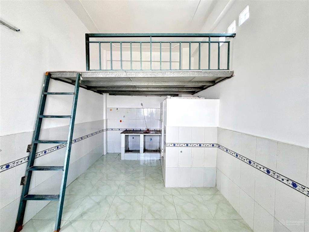 Cho thuê phòng trọ sinh viên chỉ 2.500.000 cửa sổ trời cách đại học văn hiến 10p di chuyển