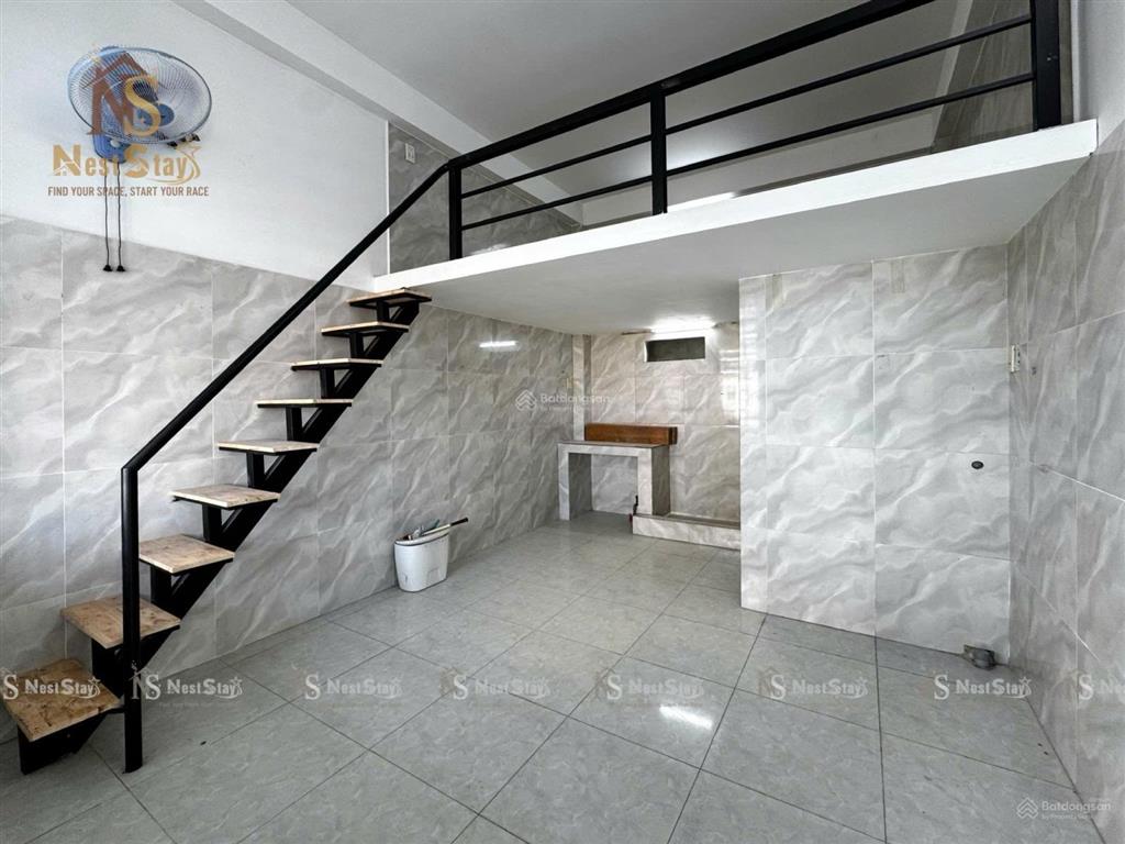 Phòng trọ sinh viên ban công mới hoàn thiện ngay đại học văn hiến  thang máy  hầm xe rộng rãi