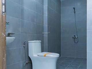 Bán căn góc 2pn view đẹp, tầng 10 2 mặt thoáng giá chỉ 1.033 tỷ