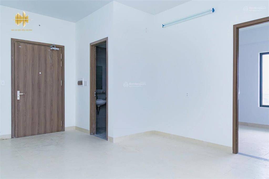Bán căn góc 3pn tầng 10 tòa b, căn góc 2 mặt thoáng 76.71m2
