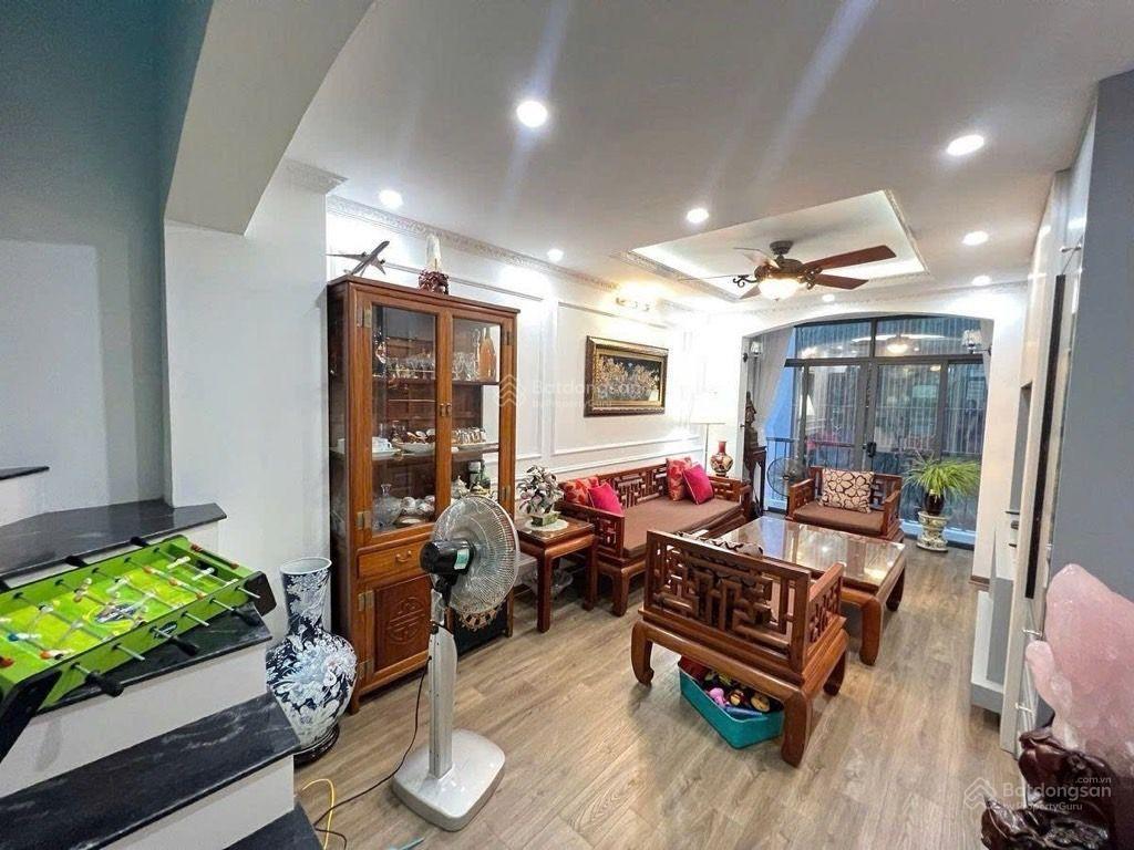 Cổ nhuế xây dựng 52m2, 2 mặt ngõ thông, ô tô, hơn 9 tỷ, full đồ