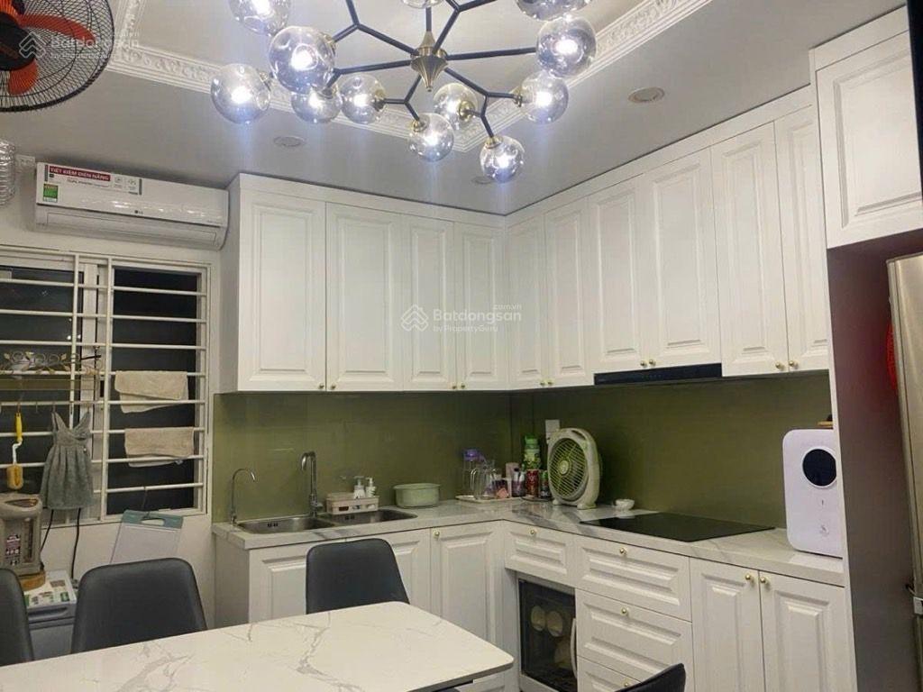 Cổ nhuế xây dựng 52m2, 2 mặt ngõ thông, ô tô, hơn 9 tỷ, full đồ