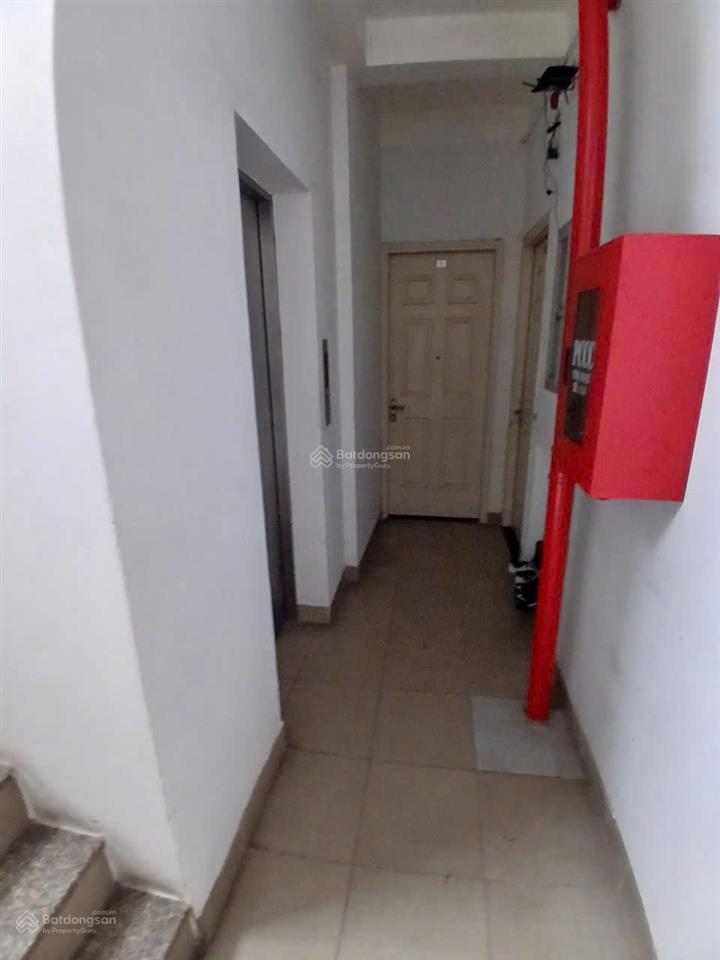 Cho thuê tòa nhà chdv hẻm xe hơi 163 tô hiến thành, quận 10, diện tích 6,5 x 16m