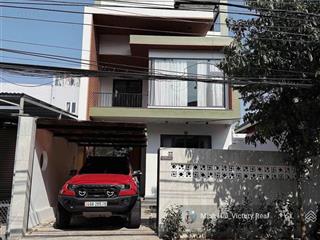 Bán villa mặt tiền đường thi sách, p.6 đà lạt 180m² 7 phòng ngủ sổ hồng riêng