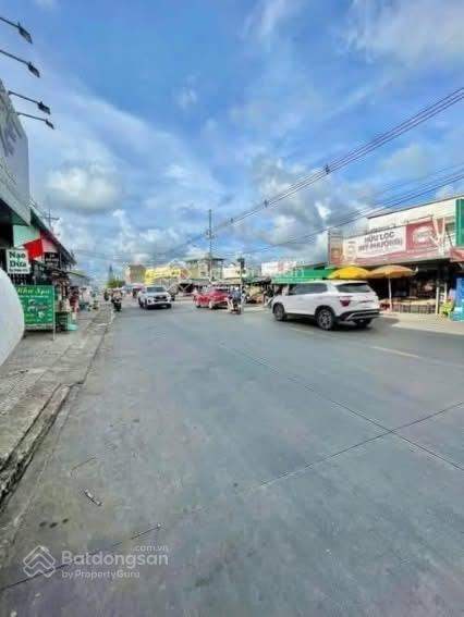 Cực rẻ! rao bán nhanh lô đất đẹp, mặt tiền đường 10m , diện tích 112m , do nợ nần, ngân hàng cho va