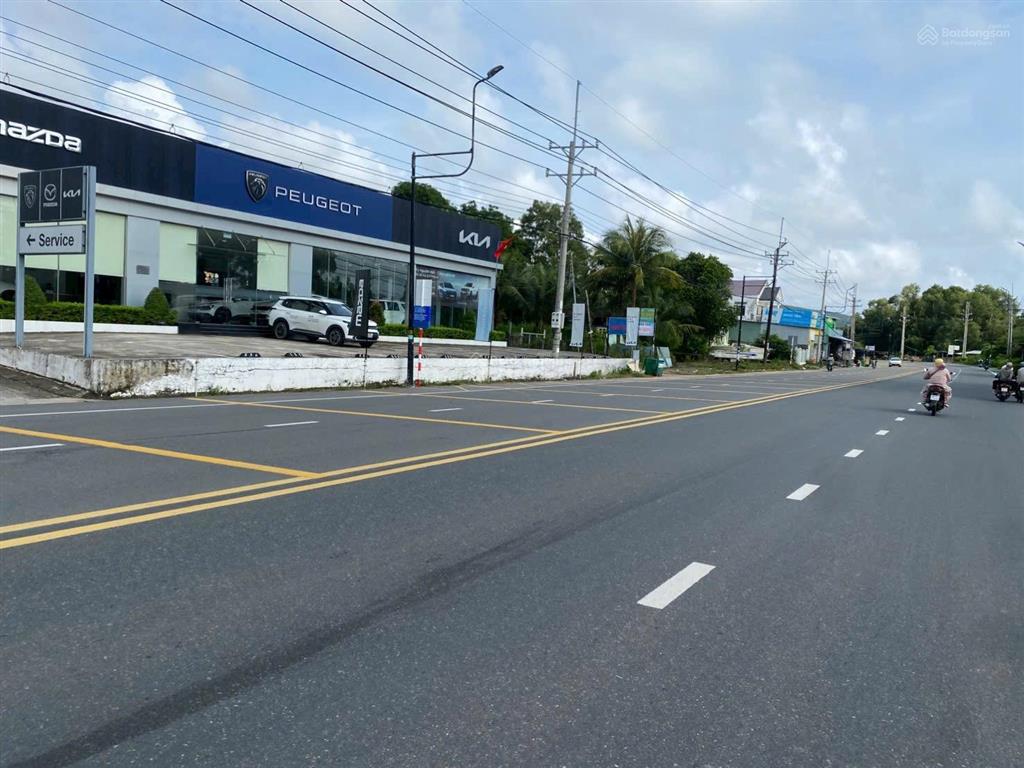 300m2 sẳn 120m2 thổ cư trung tâm dương đông giá 2,5 tỷ. cách lộ chính chỉ hơn 100m, gần ngã tư cmt8