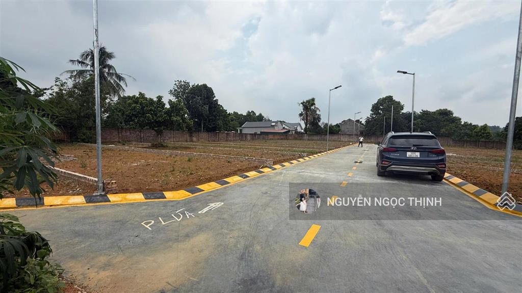 Siêu phẩm view hồ  sát bên đại đô thị hòa lạc