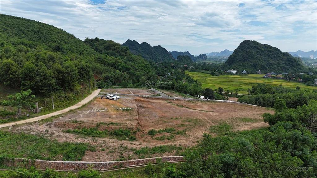 Đất nghỉ dưỡng 4700m2 view cao thoáng nhìn toàn cảnh giá rẻ 1,xtr/m2 tại lương sơn, hòa bình