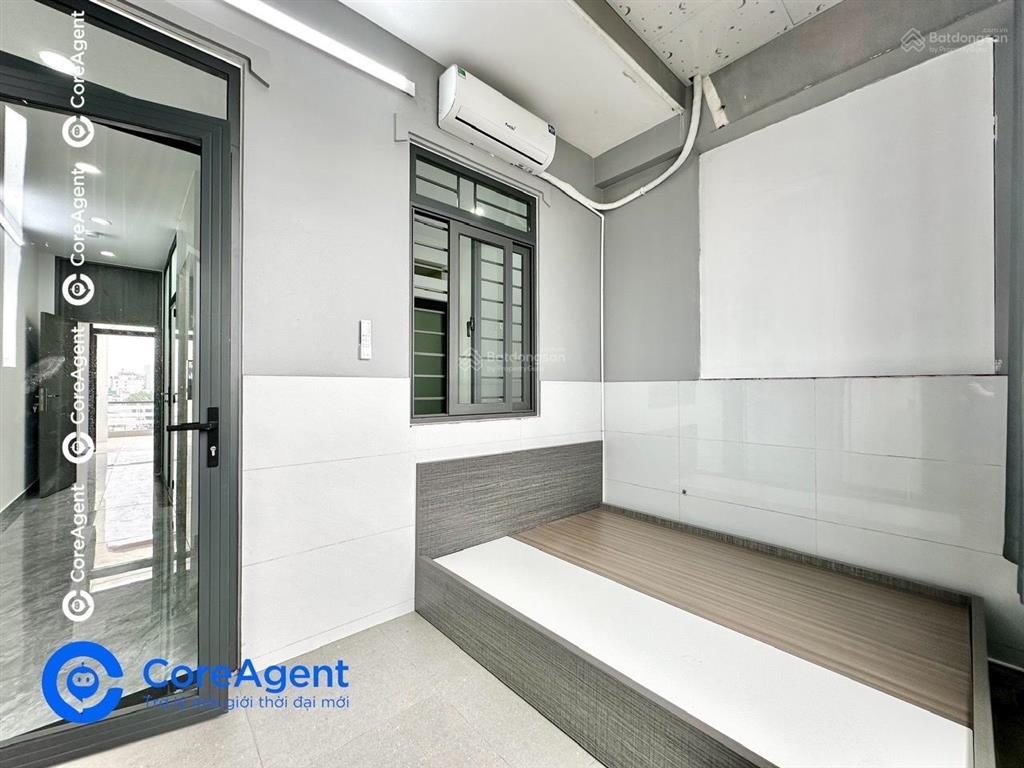 Penhouse 2pn  full nội thất  mới 100%  thang máy  hương lộ 2