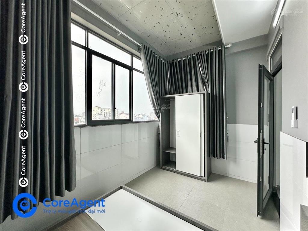 Penhouse 2pn  full nội thất  mới 100%  thang máy  hương lộ 2