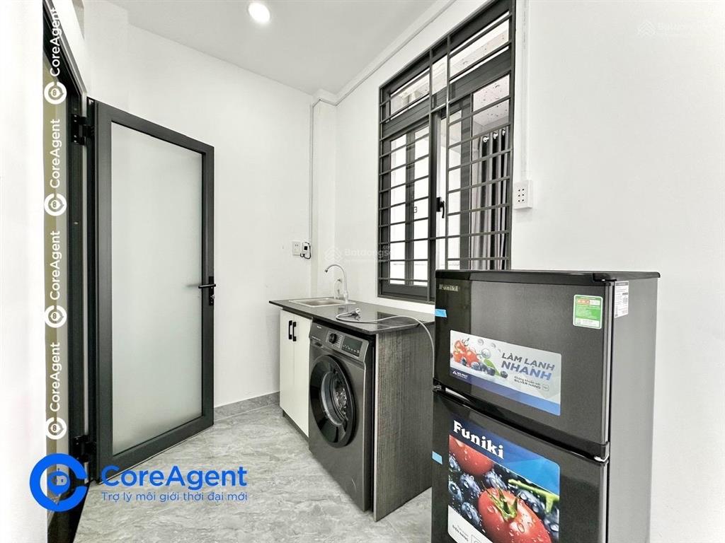 Penhouse 2pn  full nội thất  mới 100%  thang máy  hương lộ 2