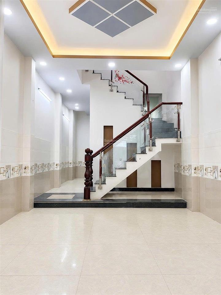 Bán nhà  hương lộ 2  hxh  96m dtsd  nở hậu 4.2m