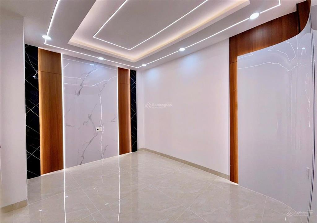 Hàng hiếm kdc tên lửa  ngang 4.2 4 tầng