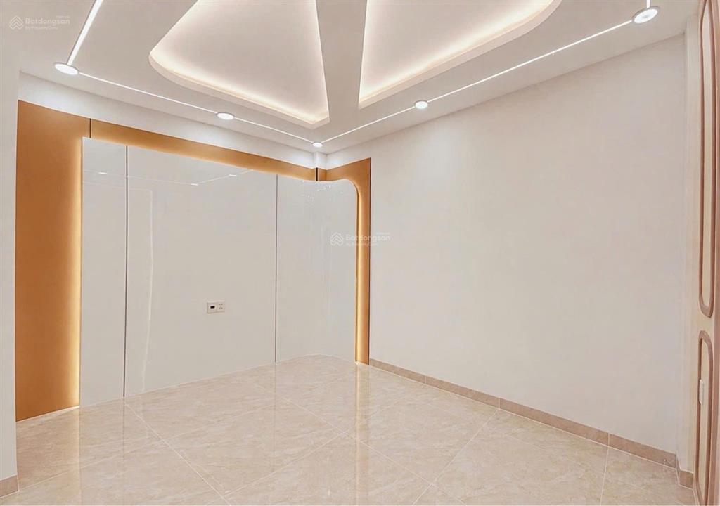 Hàng hiếm kdc tên lửa  ngang 4.2 4 tầng