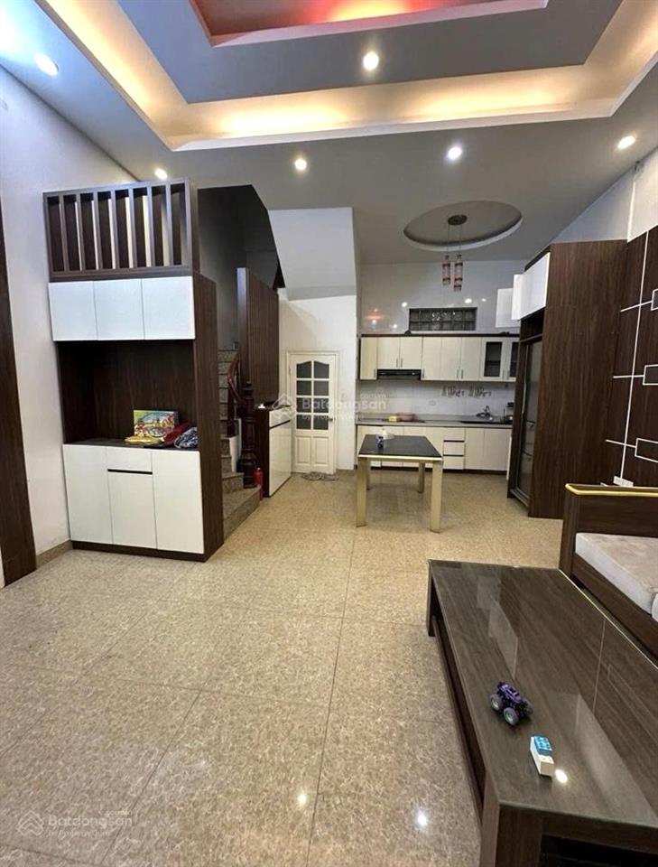 Gần oto,full đồ, cạnh lạc trung42m 9 tỷ 22