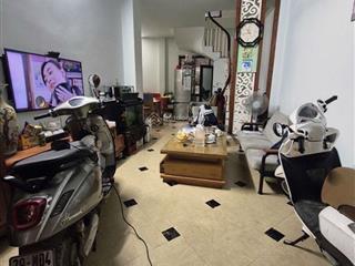 Trương địnhngõ ba gác đỗ,5 phòng45m29 tỷ 5