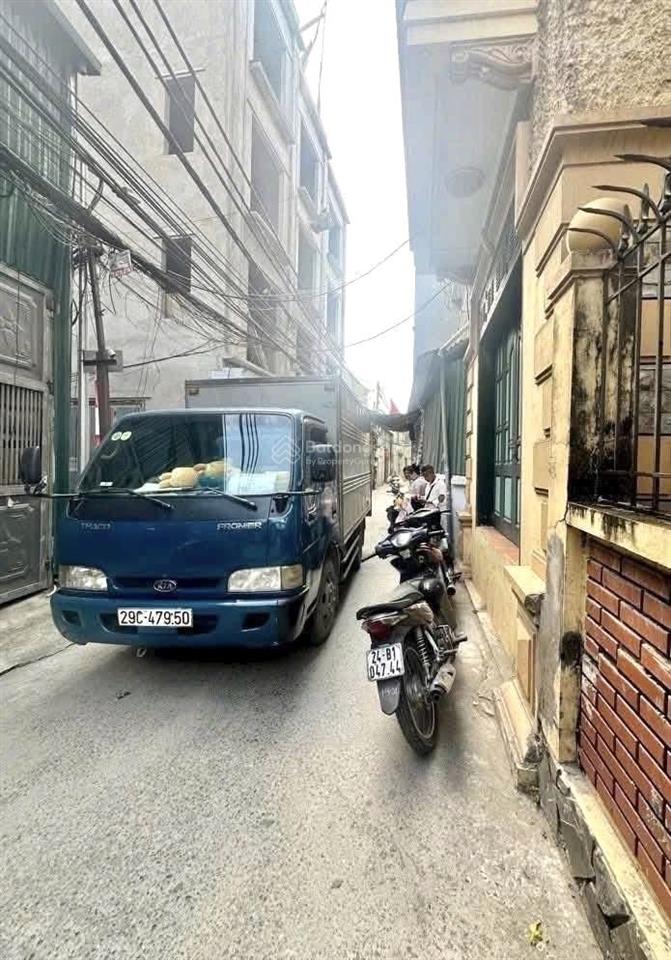 Cạnh lò đúc  thang máy vi vu, mặt tiền đẹp 4,2m  45m2  12 tỷ 6