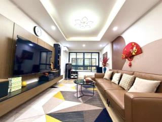 Nhà đẹp 5 tầng thang máy phố lò nhà đẹp 5 tầng thang máy phố lò đúc, lô góc 3 thoáng, 38m2, 11 tỷ 9