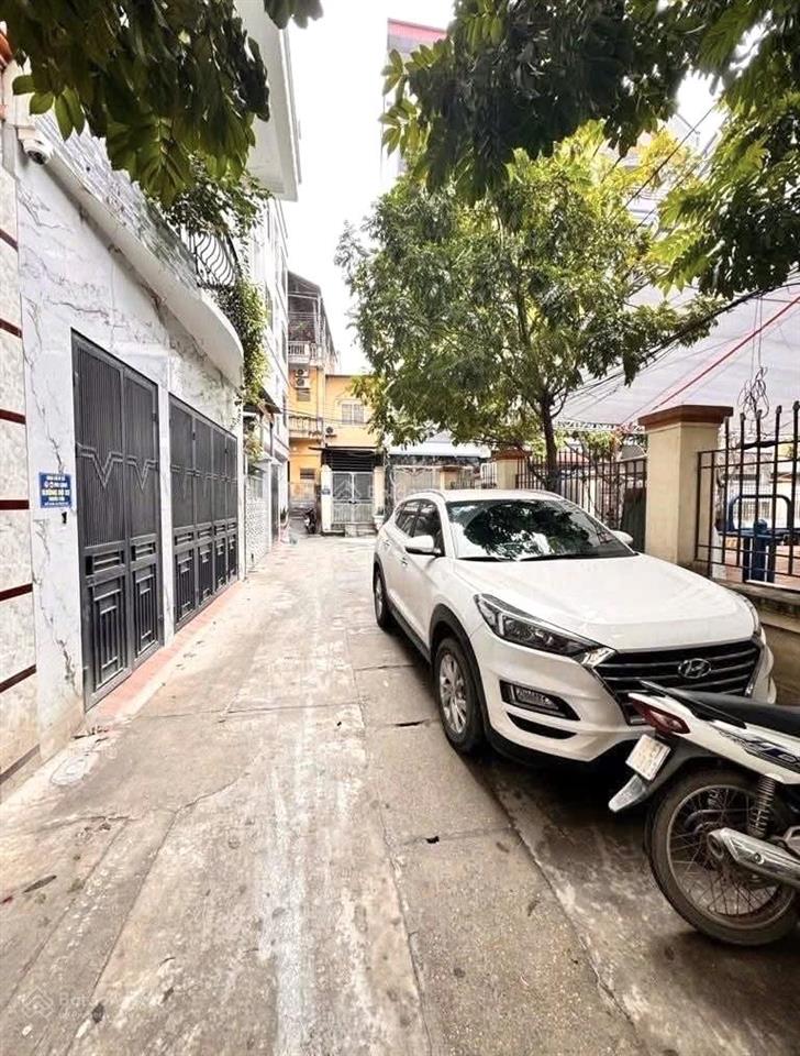 Sẵn thang máy di chuyển thuận tiện,ngõ thông kế trương định36m27 tỷ 52