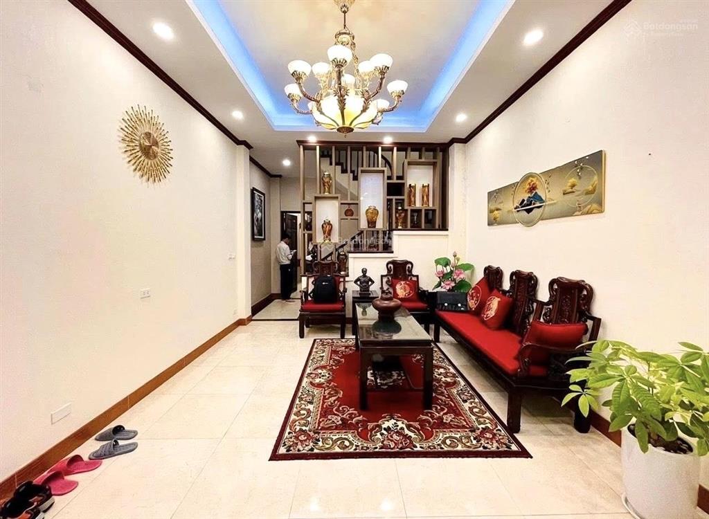 Cạnh võ thị sáunội thất tặng,dân trí cao46m28 tỷ 5