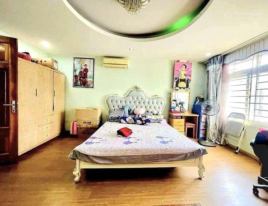Yecxanh, lò đúc  an ninh, nhà rộng hai thoáng  75m2  13 tỷ 9