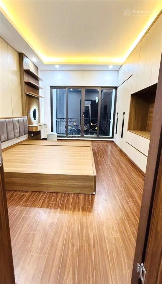 Lò đúc  full nội thất, an sinh tốt  80m2  13 tỷ 88
