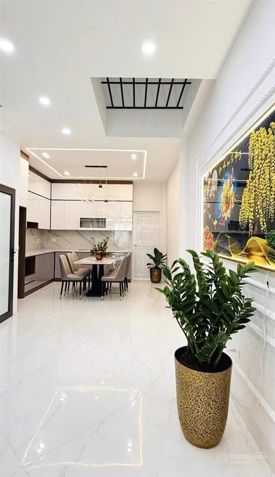 Lò đúc  full nội thất, an sinh tốt  80m2  13 tỷ 88