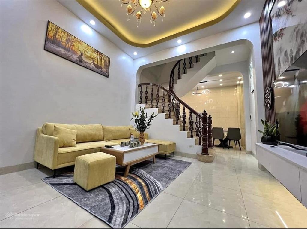 Các bác ưu tiên nhà ngõ oto thì lưu tâm giúp em căn minh khai42m29 tỷ 48
