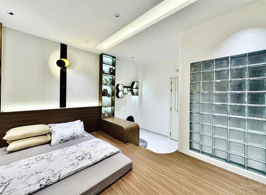 Hơn 9 tỷ ngõ oto,dân xây đẹpkế võ thị sáu42m29 tỷ 5