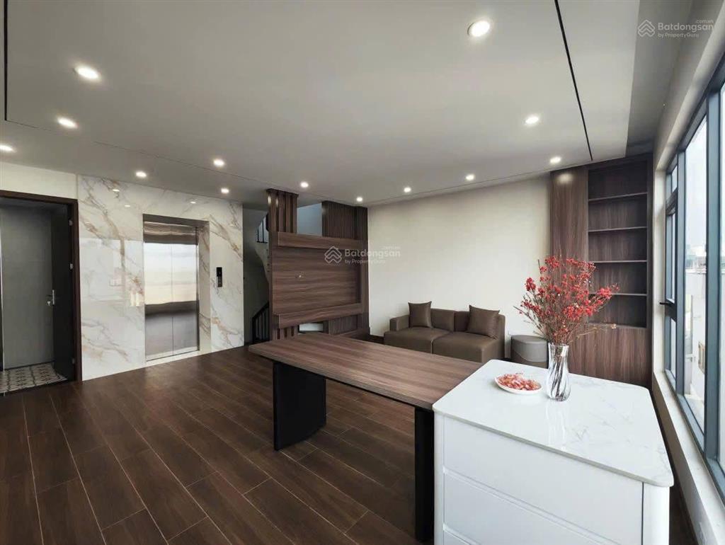 Tài chính 9,5 tỷ thanh nhànoto đỗ,5 tầng đẹp42m2