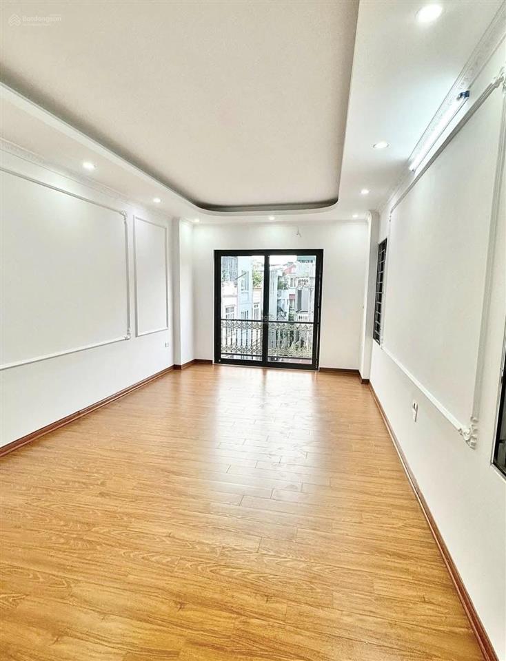 Gần lạc trungngõ trước oto,dân trí cao42m29 tỷ 5
