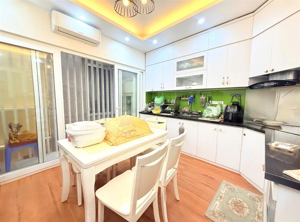Cạnh yên lạc51m2an sinh tốt,ba gác phi9 tỷ 22