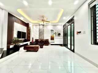 Gần kim ngưu thì hệ tiện ích đầy đủ, ngõ ba gác có căn 42m²  7 tỷ 848