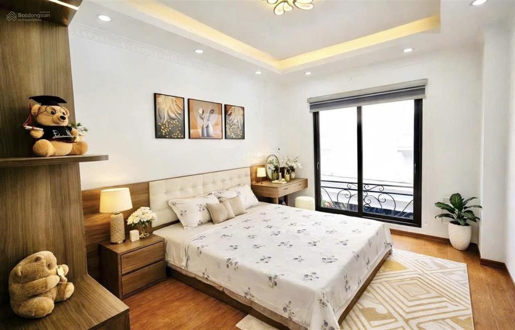 Gần kim đồng  an sinh tốt, nội thất đủ  42m2  7 tỷ 39