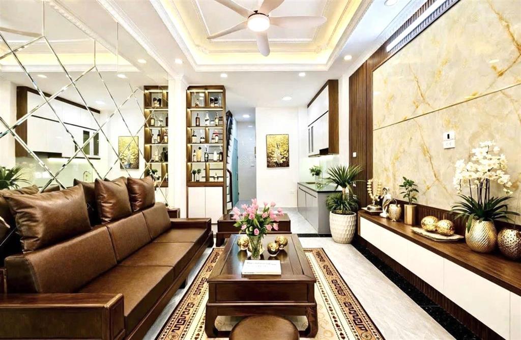 Gần kim đồng  an sinh tốt, nội thất đủ  42m2  7 tỷ 39