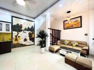 Cạnh hương viên lò đúc  ba bước phố, 5 phòng  46m2  10 tỷ 22