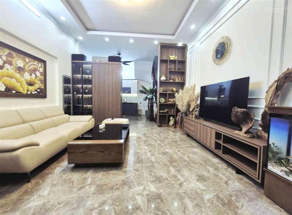Kế nguyễn đức cảnh40m²an ninh tốt, ngõ nông7 tỷ 4