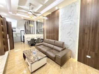 5 tầng ngõ ba gác phi  ngay cạnh kim đồng  35m²  8 tỷ 345