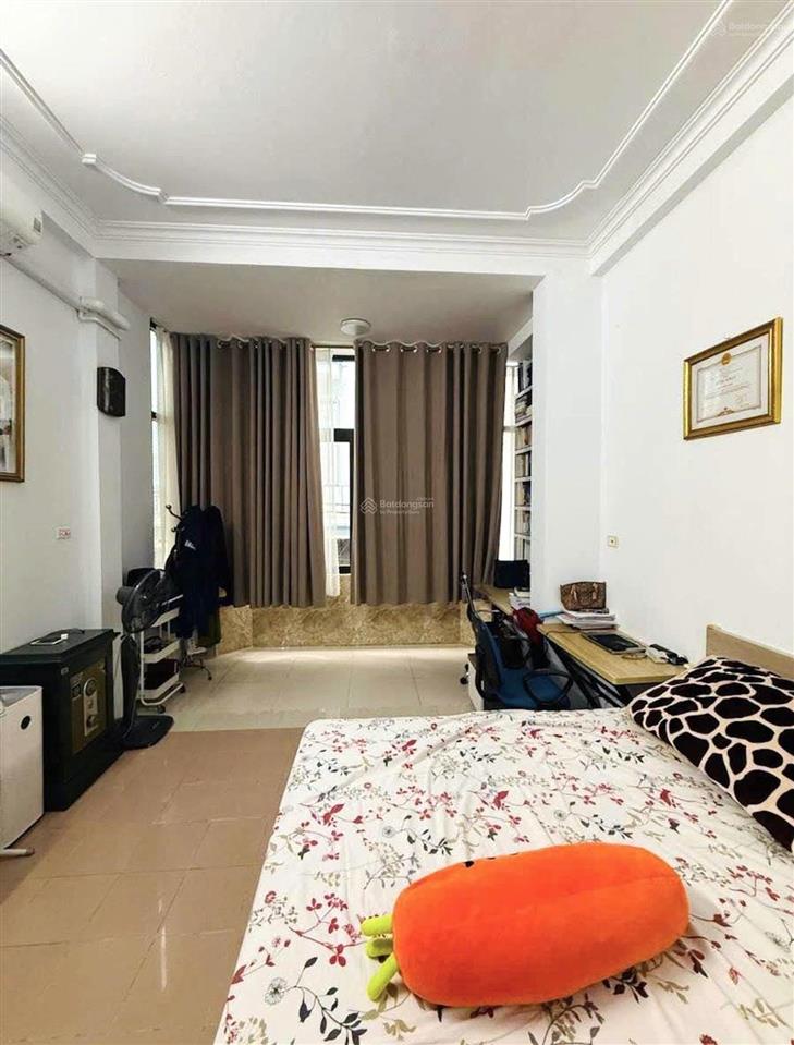 Liền lò đúc  dân xây, ngõ thông  51m2  8 tỷ 98