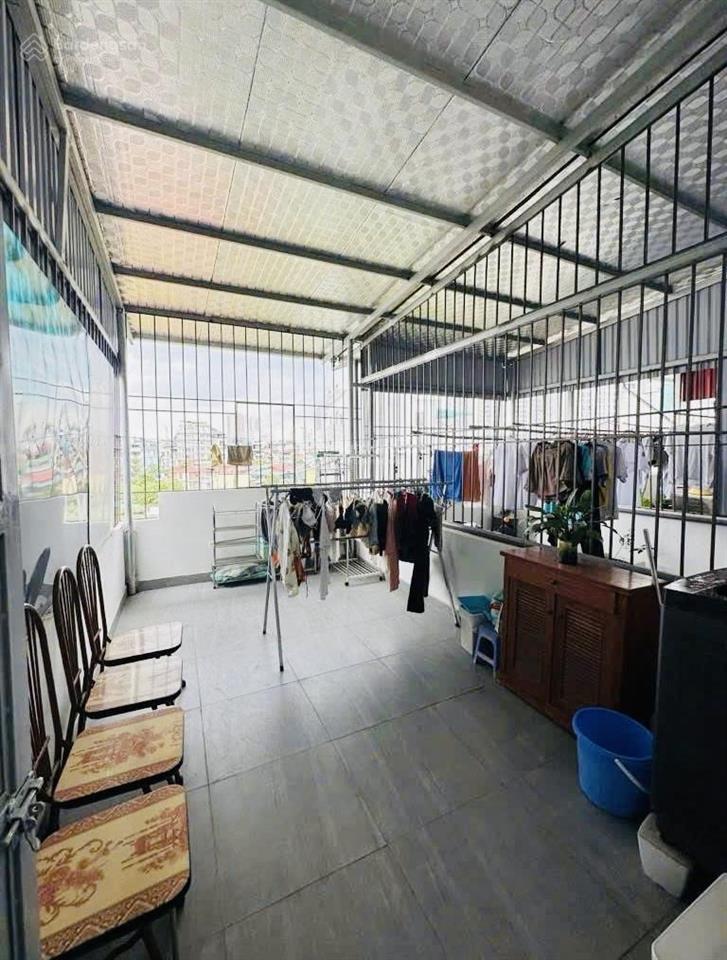 Phố lạc trung có nhà ngõ cực nông ra ô tô, 3 ngủ đẹp  36m2  8 tỷ 489
