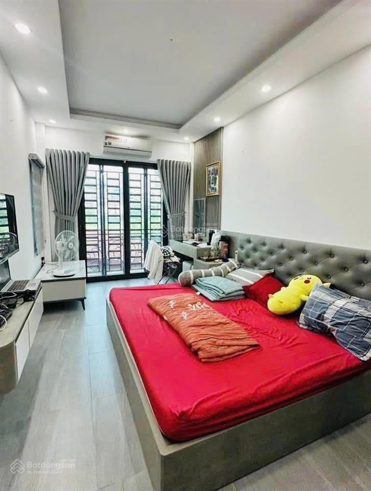 Phố lạc trung có nhà ngõ cực nông ra ô tô, 3 ngủ đẹp  36m2  8 tỷ 489