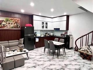 Cận tân mai  ô tô đỗ cổng, an ninh tốt  41m2  8 tỷ 5
