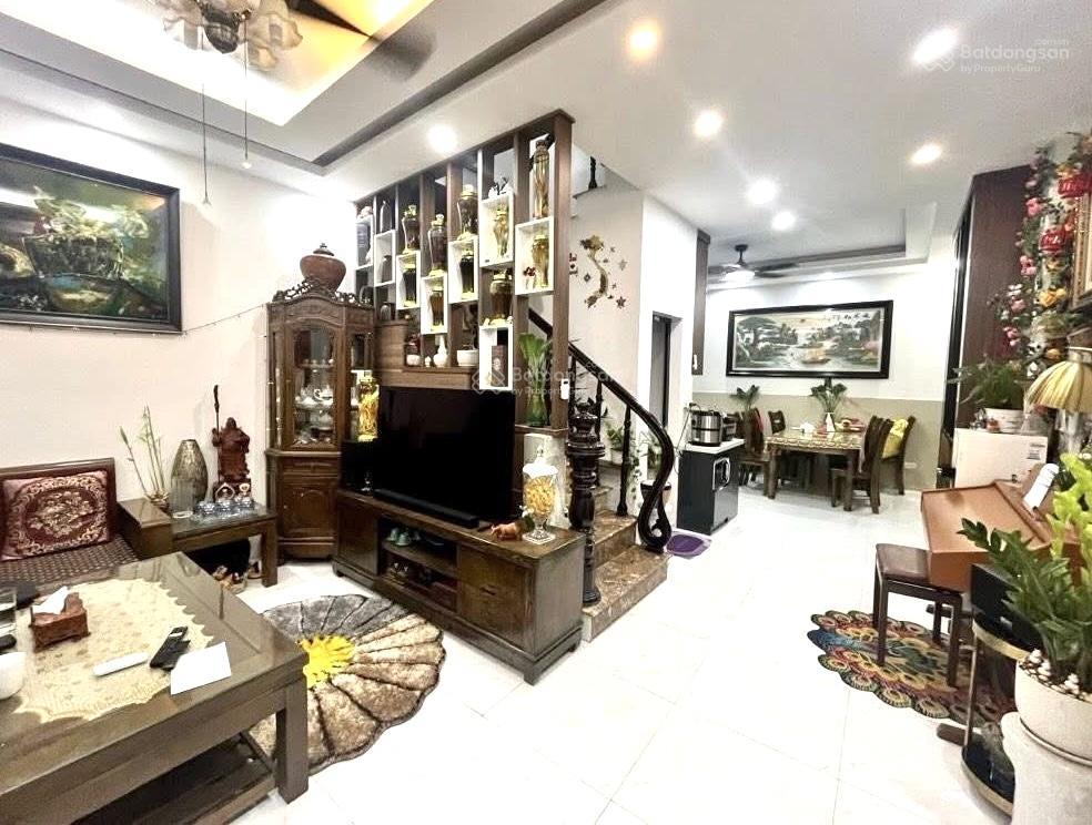 Hai bước ô tô, full nội thất  ngõ trương định  40m2  8 tỷ 55