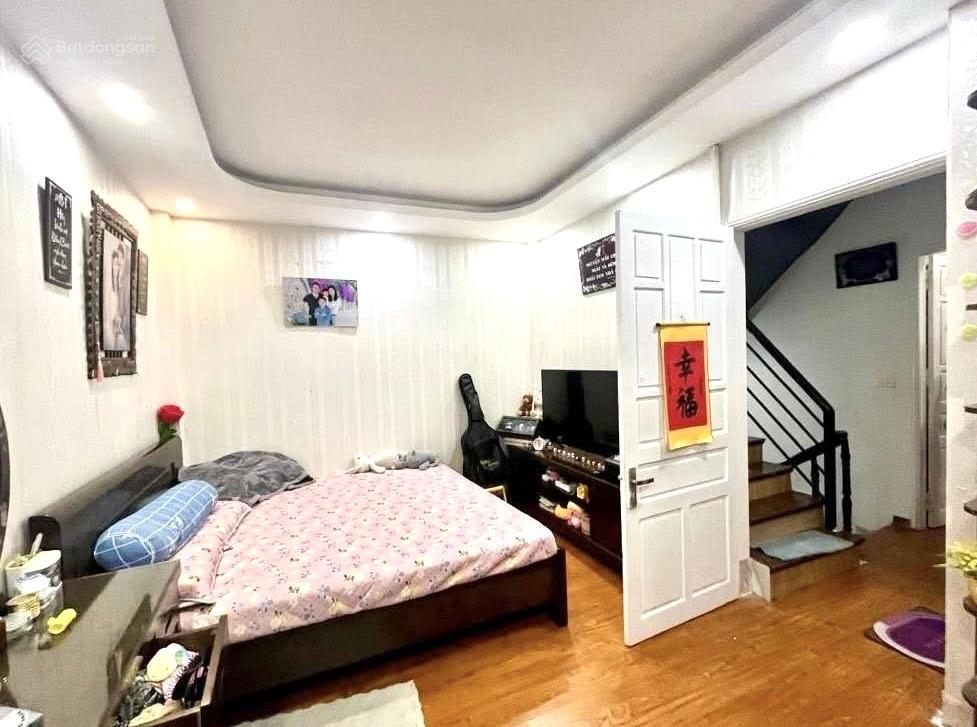Hai bước ô tô, full nội thất  ngõ trương định  40m2  8 tỷ 55