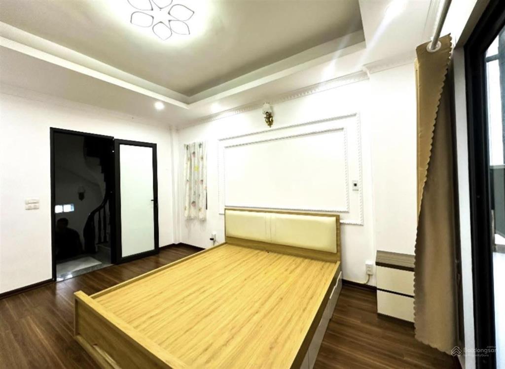 Cách 1km là minh khai sẵn nhà 5 tầng full đồ, hai bước ra phố  36m2  7 tỷ 29